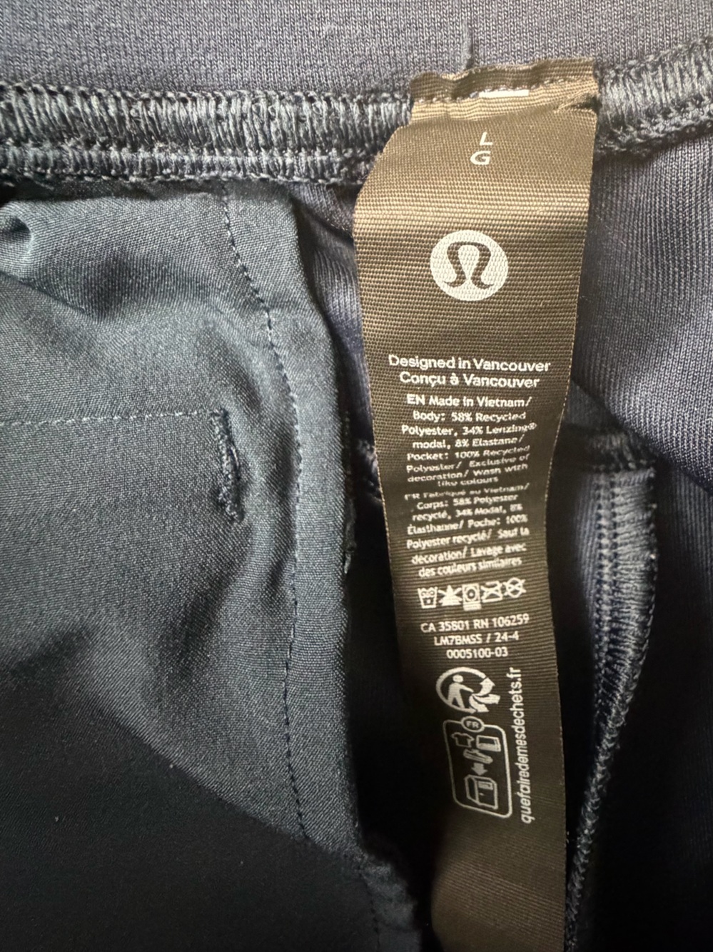 lululemon athletica Men's Navy Performance Shorts - Picture 4 of 7